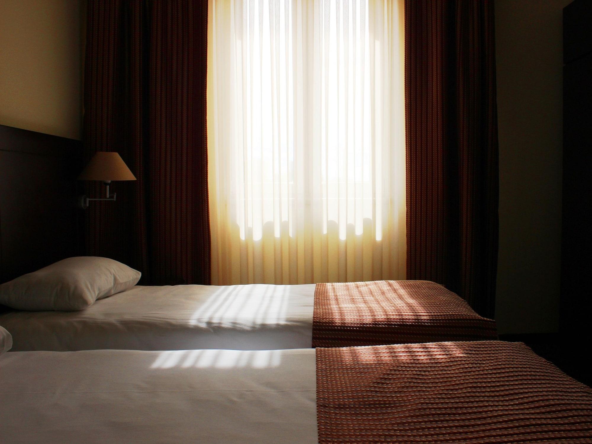 Europe Hotel Erivan Dış mekan fotoğraf