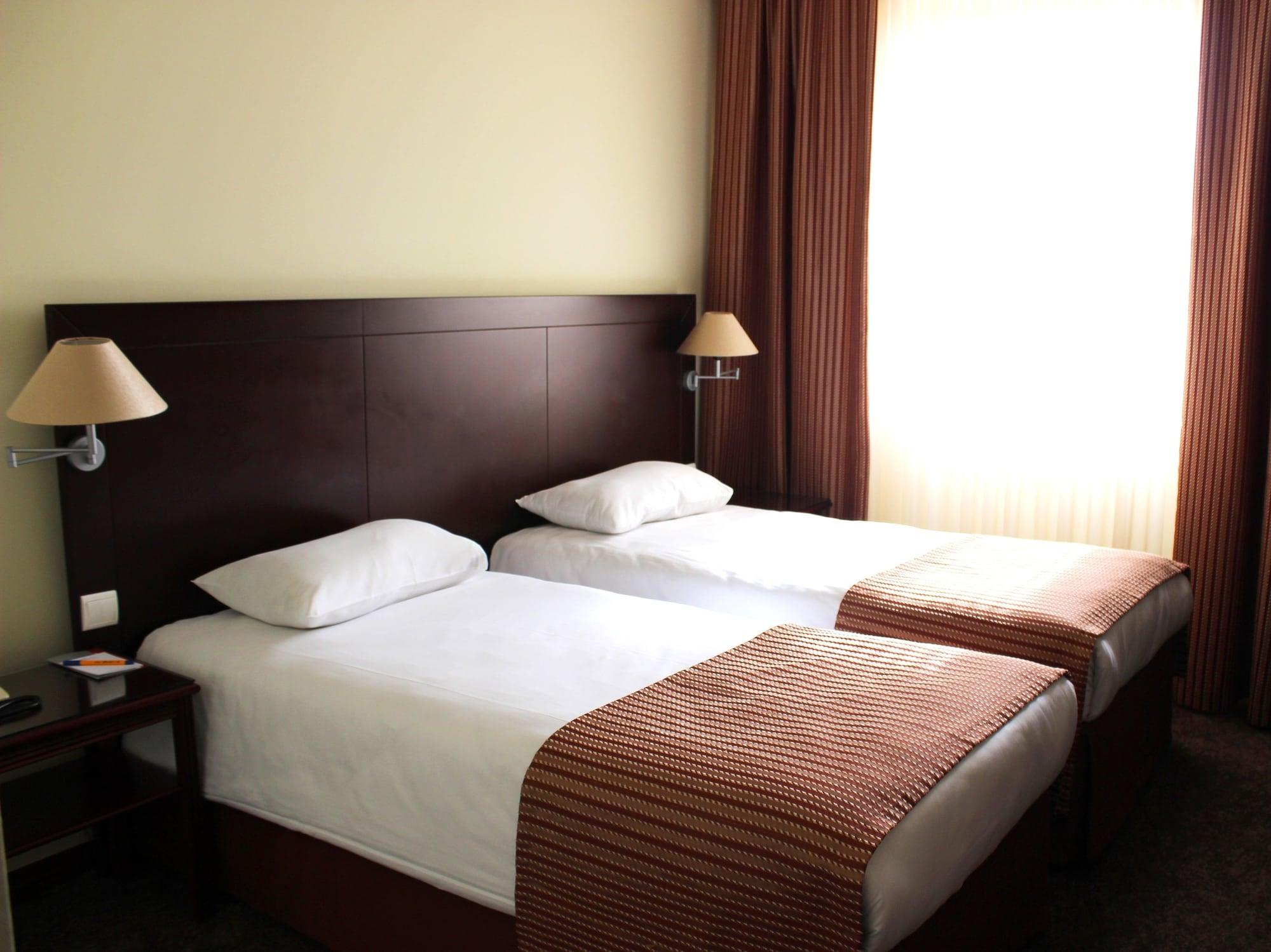 Europe Hotel Erivan Dış mekan fotoğraf