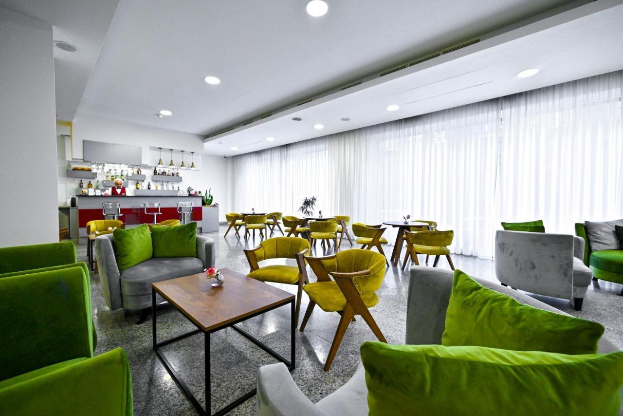 Europe Hotel Erivan Dış mekan fotoğraf