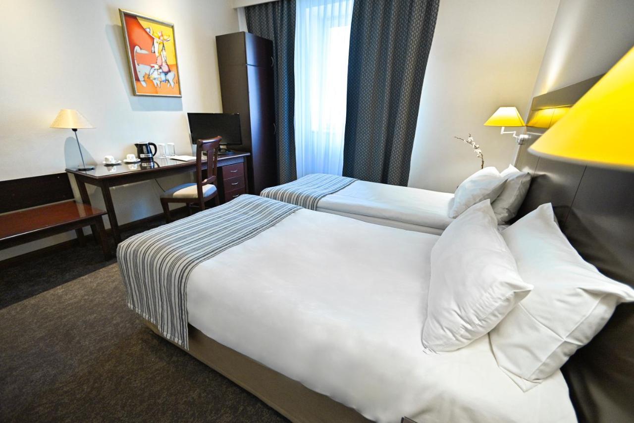 Europe Hotel Erivan Dış mekan fotoğraf