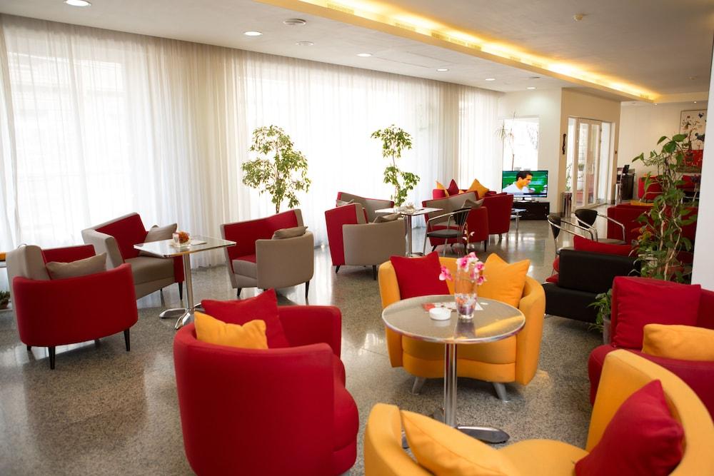 Europe Hotel Erivan Dış mekan fotoğraf
